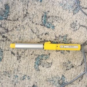 Drybar curling iron